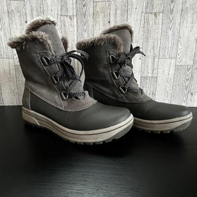 Baretraps Snow Boots in Gray - sz. 9