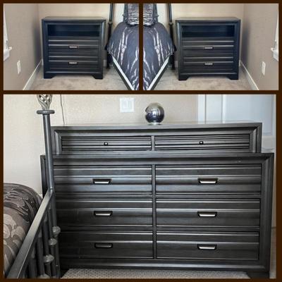  8 Drawer Dresser and Two Nightstand Bedroom Set in Gunmetal Grey Finish