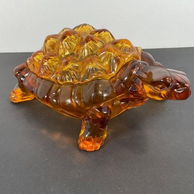 Art glass turtle box/trinket jar