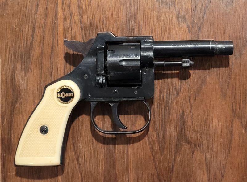 Guns, Jewelry and Coins Auction in Clinton TN