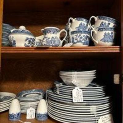 Set of Blue Willow ChinaBl