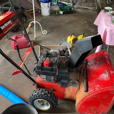 Snow blower 