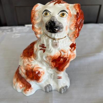 STAFFORDSHIRE DOG