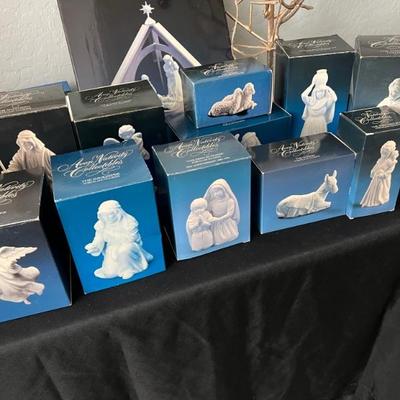 AVON NATIVITY SET