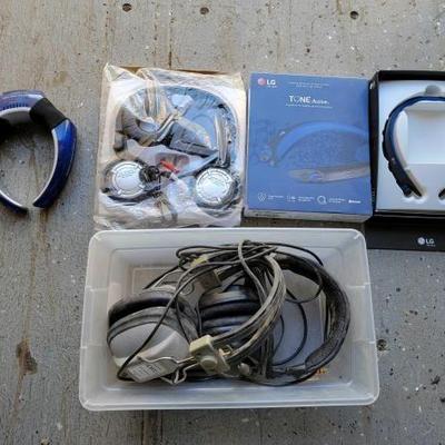 #7124 â€¢ Headphones, Stero Headsets & Cooling System
