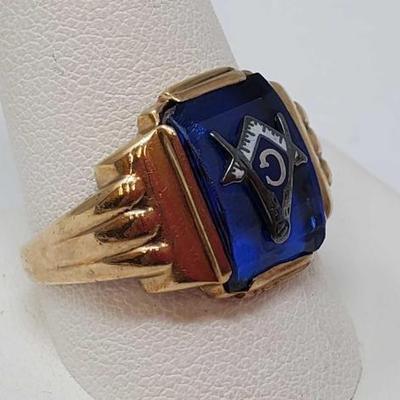 #804 â€¢ 10k Yellow Gold Ring with Blue Spinel ,5g
