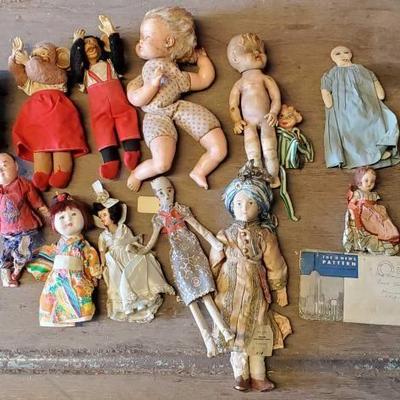 #3096 â€¢ (13) Antique Dolls and Antique and Alerations Pattern
