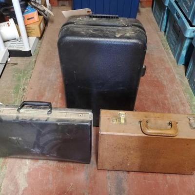 #6330 â€¢ Samsonite Excel Suitcase, (2) Brief Cases
