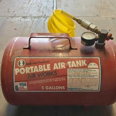 #3526 â€¢ Midwest Products Portable Air Tank
