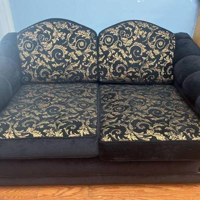 Vintage love seat (53â€))