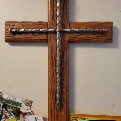 Wood Cross With Spikes (12Ã—17