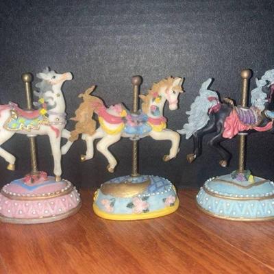 Kâ€™s Collection of carousel horses (5â€)