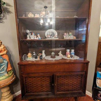 China Cabinet CONTENTS NOT INCLUDED (One Piece Construction) 38" x 65.5" x 16". Base Cabinet 38" x 30"...