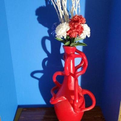 Magnificient Handmade Glass Red Vase