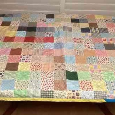 MMF078 Handmade Patchwork Quilt Baby/Lap Blanket 