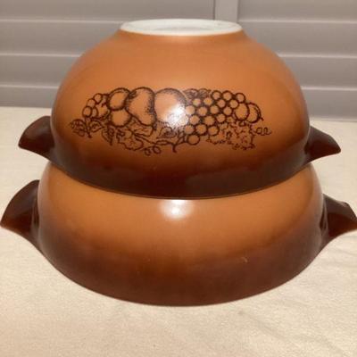 MMF169 Vintage Pyrex Old Orchard Cinderella Mixing Bowls