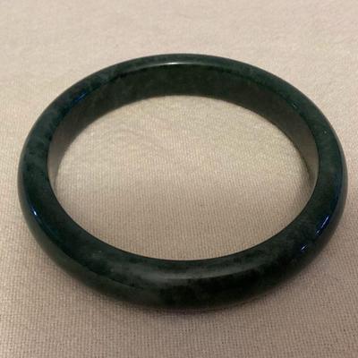 MMF025 Dark Green Jade Bracelet 