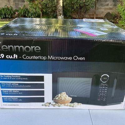MMF038 Kenmore Countertop Microwave Oven New