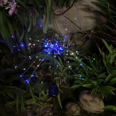 MMF112 Two â€œFireworksâ€ Solar Powered Lights New