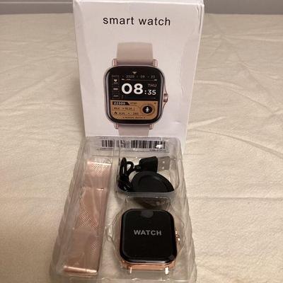 MMF145 Gold Toned Smart Watch New