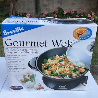 MMF121 Breville Gourmet Wok New