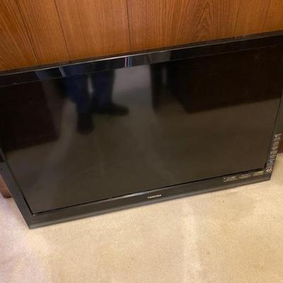 46â€ Toshiba XV645 1080P