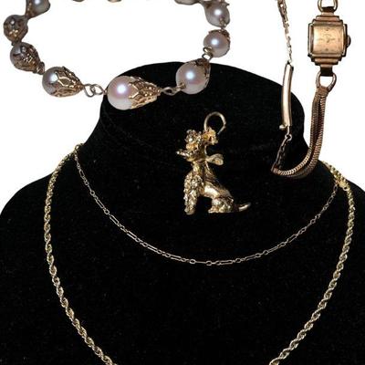 Assorted 14k Gold Jewelry