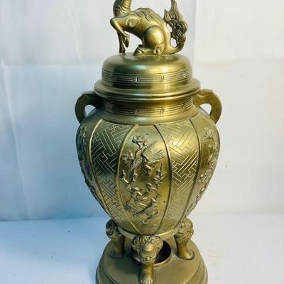 GRLE313 Asian Brass Incenser	Incenser is approximately 18' tall and very ornate.

