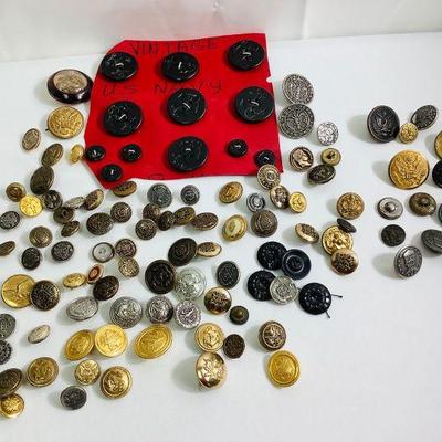 LIBE310 Variety Of Vintage Military Buttons	Wide variety of military buttons from different eras and from around the globe.
