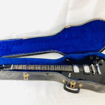 GRLE336 Horner Electric Guitar With Case	There are a couple of chips and scratches on the guitar
