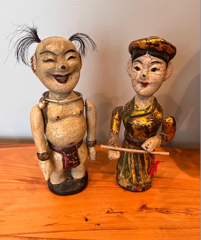 50 OFF! BEE'S KNEES IS IN MORNINSIDE! Dont set your clocks back!