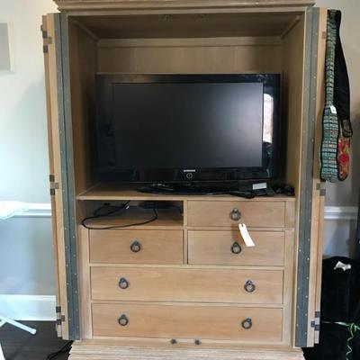 Lexington Furniture armoire $285
54 X 24 X 84