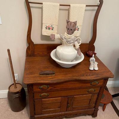 Antique oak wash stand 