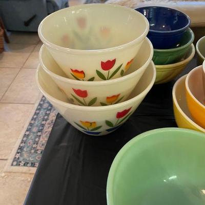 Anch or Hocking, Pyrex, Corel and more! Lots of vintage  