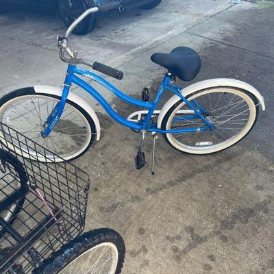 Huffy beach cruiser 