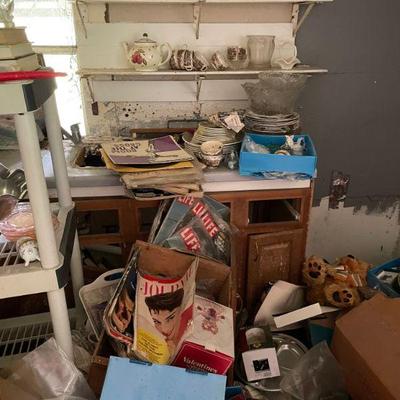 Estate sale photo