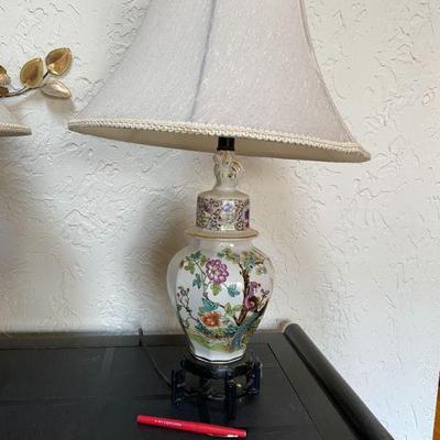 Pedestal Ginger Jar Lamp