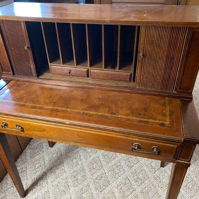 Petit Secretary 1970