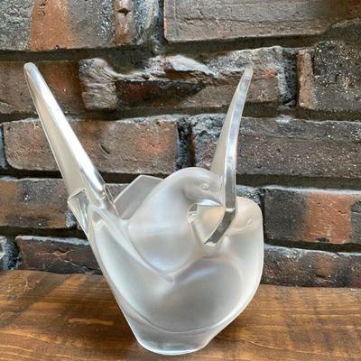 Large Lalique Sylvie Dove Vase with Insert