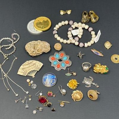Trinkets & Treasures