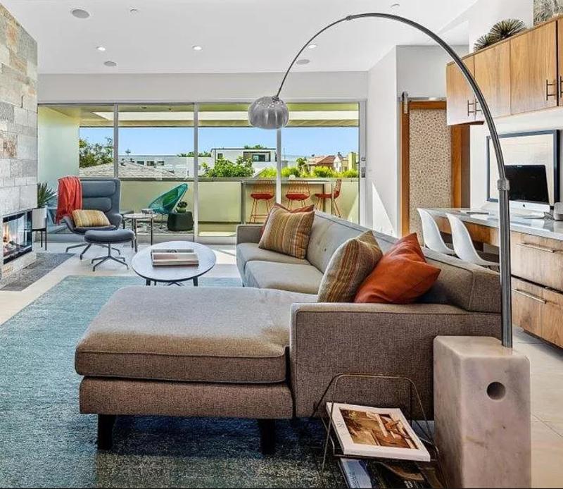 Grasons South Bay 2Day Hermosa Beach High End Estate Sale