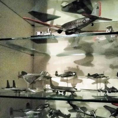 Collectible aviation models 