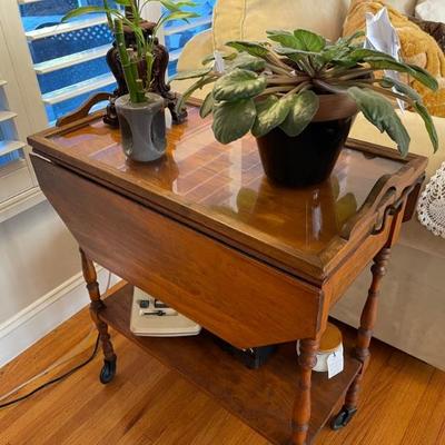Side table with tray 