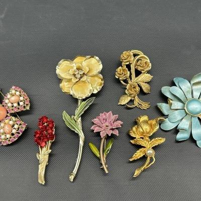 (7) Vintage Flower Brooches, some enameled
