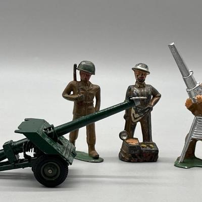 Barclay Manoil Cast Metal Toy Soldiers