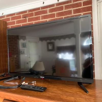 Toshiba flat TV