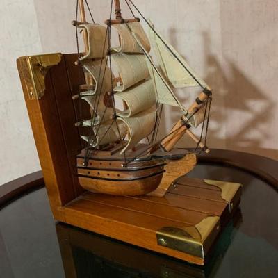 Sailing ship bookends