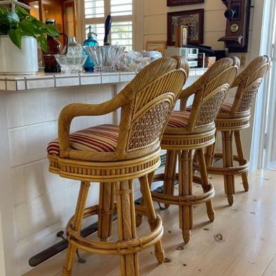 Leaders Casual Furniture Bar Stools