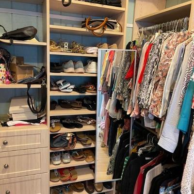 Ladies Shoes / Footwear 