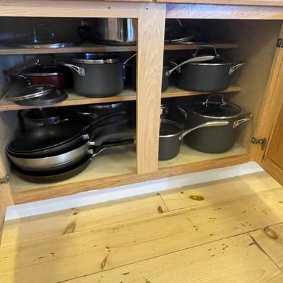 Cookware / Pots & Pans